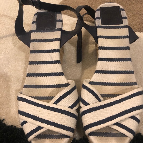 Tory Burch Karissa Wedges - Picture 3 of 6